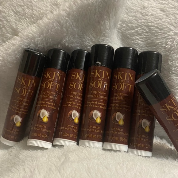 🌴🥥-Lip Balm Bundle-🥥🌴 - Picture 9 of 9